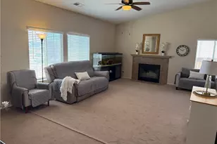 15993 Carmelia Dr, Victorville, CA 92394 - Photo 5