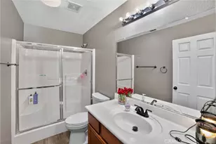 7050 Larkspur, Eastvale, CA 92880 - Photo 23