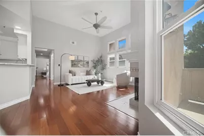 8 Magellan Aisle, Irvine, CA 92620 - Photo 3