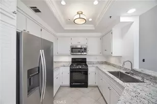 8 Magellan Aisle, Irvine, CA 92620 - Photo 11