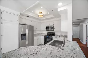 8 Magellan Aisle, Irvine, CA 92620 - Photo 13