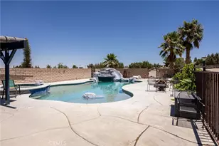 1220 Smoke Tree, Pinon Hills, CA 92372 - Photo 33