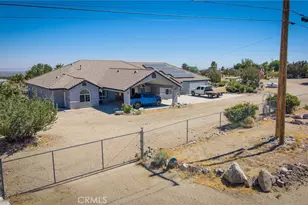 1220 Smoke Tree, Pinon Hills, CA 92372 - Photo 5