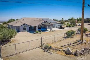 1220 Smoke Tree, Pinon Hills, CA 92372 - Photo 3