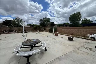 6134 Cabriolet Ct, Quartz Hill, CA 93536 - Photo 13