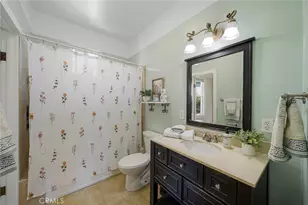 560 N 2nd Ave, Upland, CA 91786 - Photo 21