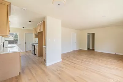 2946 N Sierra Way, San Bernardino, CA 92405 - Photo 5