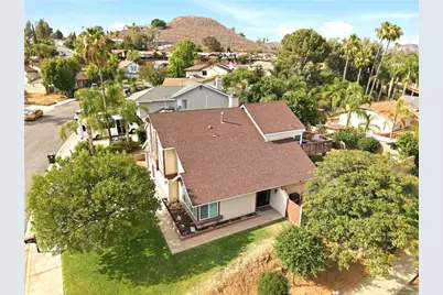 8450 Tamarind, Jurupa, CA 92509 - Photo 7