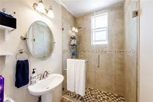 560 N 2nd Ave, Upland, CA 91786 - Photo 41