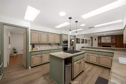 1060 W Leadora Avenue, Glendora, CA 91741 - Photo 15