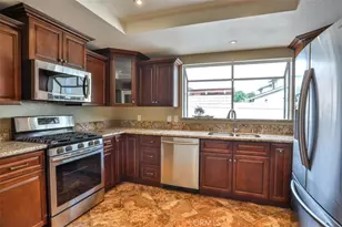 679 Parkview Dr, Lake Elsinore, CA 92530 - Photo 9