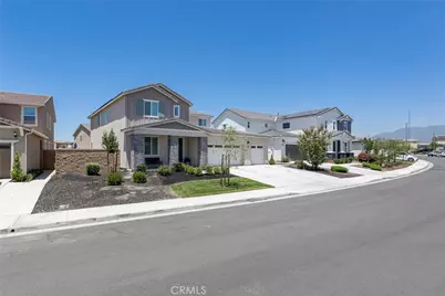 2388 Crater, Rialto, CA 92377 - Photo 3