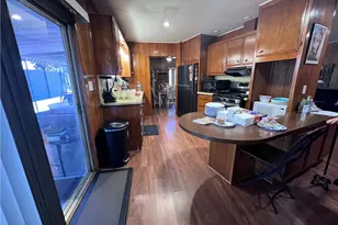 46 Roud Table Dr, Riverside, CA 92507 - Photo 7