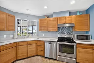 3850 Atlantic Ave, Highland, CA 92346 - Photo 15