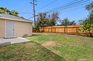 2409 Pepperwood Ave, Long Beach, CA 90815 - Photo 35