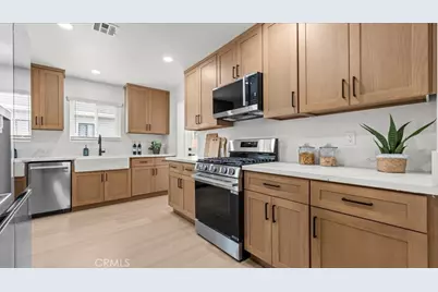 2409 Pepperwood Avenue, Long Beach, CA 90815 - Photo 13