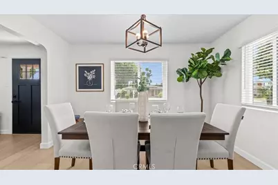 2409 Pepperwood Avenue, Long Beach, CA 90815 - Photo 9
