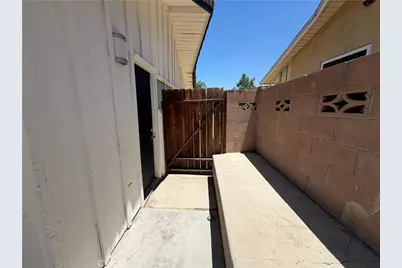 44261 Calston Avenue, Lancaster, CA 93535 - Photo 29