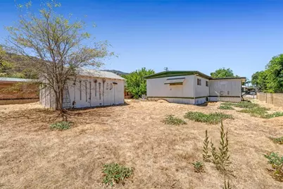 33060 Robert, Wildomar, CA 92595 - Photo 11