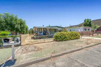 33060 Robert, Wildomar, CA 92595 - Photo 5