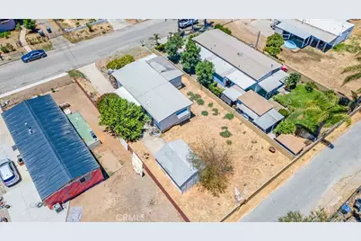 33060 Robert, Wildomar, CA 92595 - Photo 3