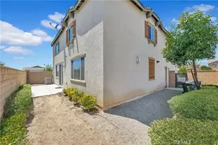 15457 Red Pepper Pl, Fontana, CA 92336 - Photo 35
