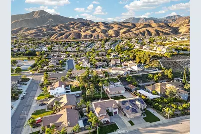 29830 Cabo Del Oeste, Highland, CA 92346 - Photo 7