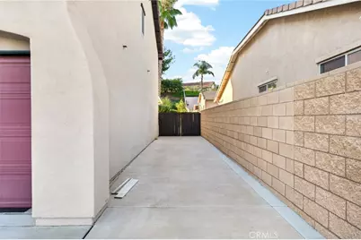 29830 Cabo Del Oeste, Highland, CA 92346 - Photo 13