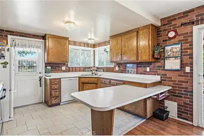 8630 Holly, Rancho Cucamonga, CA 91701 - Photo 23