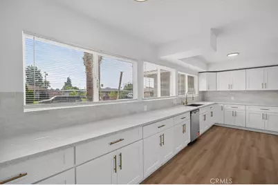 932 N Encina, Rialto, CA 92376 - Photo 5