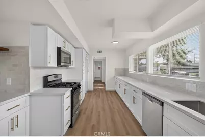 932 N Encina, Rialto, CA 92376 - Photo 7