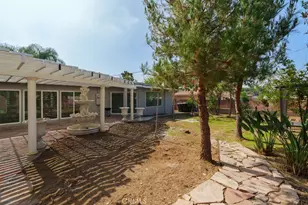 932 N Encina, Rialto, CA 92376 - Photo 25
