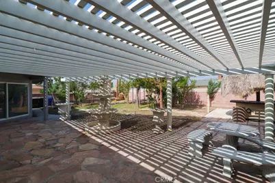 932 N Encina, Rialto, CA 92376 - Photo 23