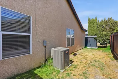 7517 Eucalyptus Drive, Highland, CA 92346 - Photo 43