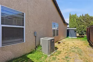 7517 Eucalyptus Dr, Highland, CA 92346 - Photo 43