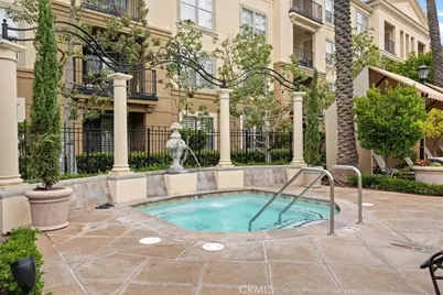 3160 Watermarke, Irvine, CA 92612 - Photo 3