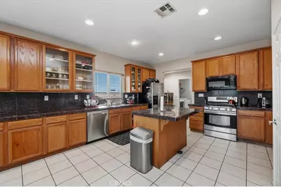12927 Osprey Street, Eastvale, CA 92880 - Photo 17