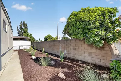 3945 Bradford #16, La Verne, CA 91750 - Photo 33