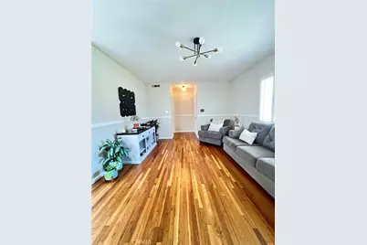 558 E Bonnie Brae Court, Ontario, CA 91764 - Photo 3