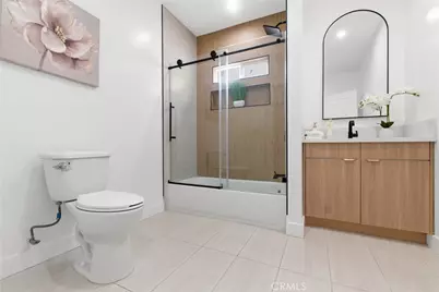 4207 S Van Ness Avenue, Los Angeles, CA 90062 - Photo 19