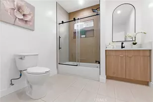 4207 S Van Ness Ave, Los Angeles, CA 90062 - Photo 19