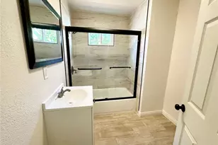 4207 S Van Ness Ave, Los Angeles, CA 90062 - Photo 23