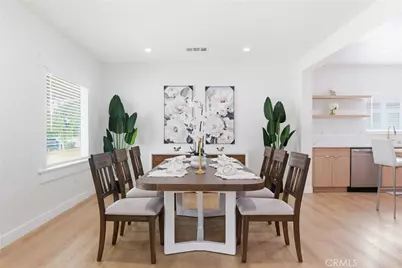 4207 S Van Ness Avenue, Los Angeles, CA 90062 - Photo 5