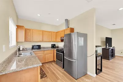 7398 Golondrina Drive, San Bernardino, CA 92410 - Photo 17