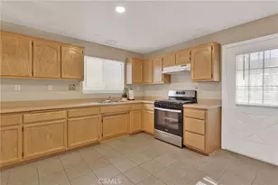 11470 Hawthorne, Hesperia, CA 92345 - Photo 37
