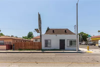 796 N Mount Vernon Avenue, San Bernardino, CA 92411 - Photo 3