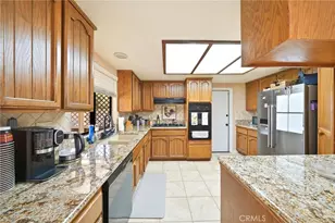 18143 Kalin Ranch Dr, Victorville, CA 92395 - Photo 13
