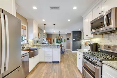 1720 E Walnut Creek Parkway, West Covina, CA 91791 - Photo 23