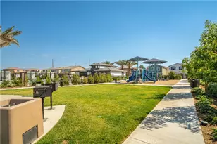 30266 Arroyo Spgs St, Murrieta, CA 92563 - Photo 65