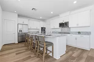 30266 Arroyo Spgs St, Murrieta, CA 92563 - Photo 19